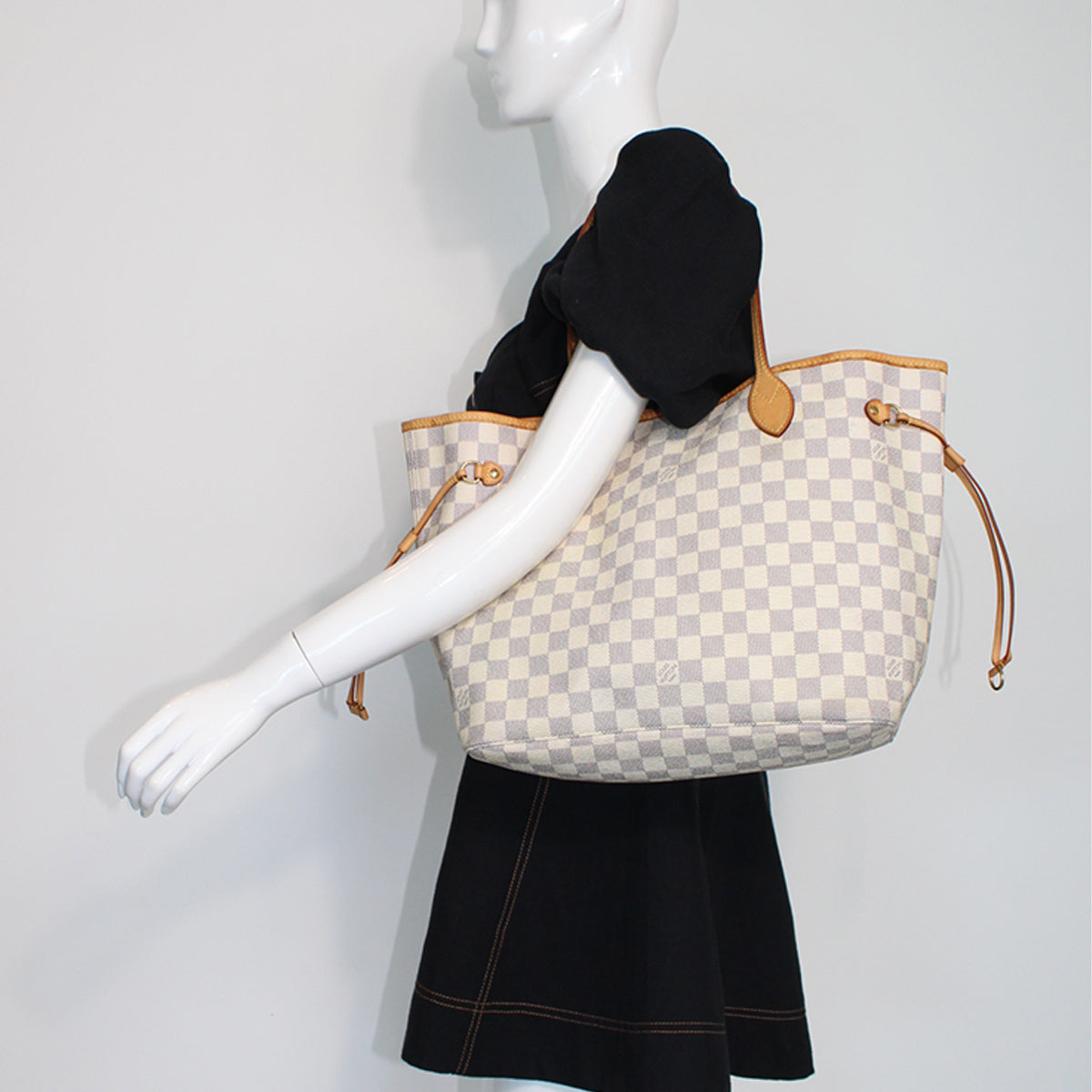 Louis Vuitton Never full PM