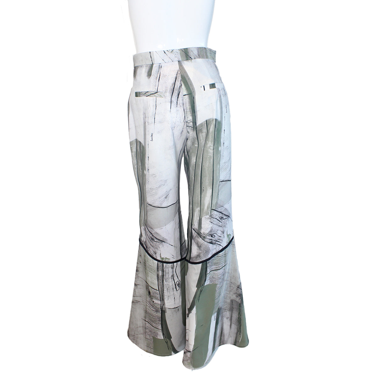 Andres Otalora pants