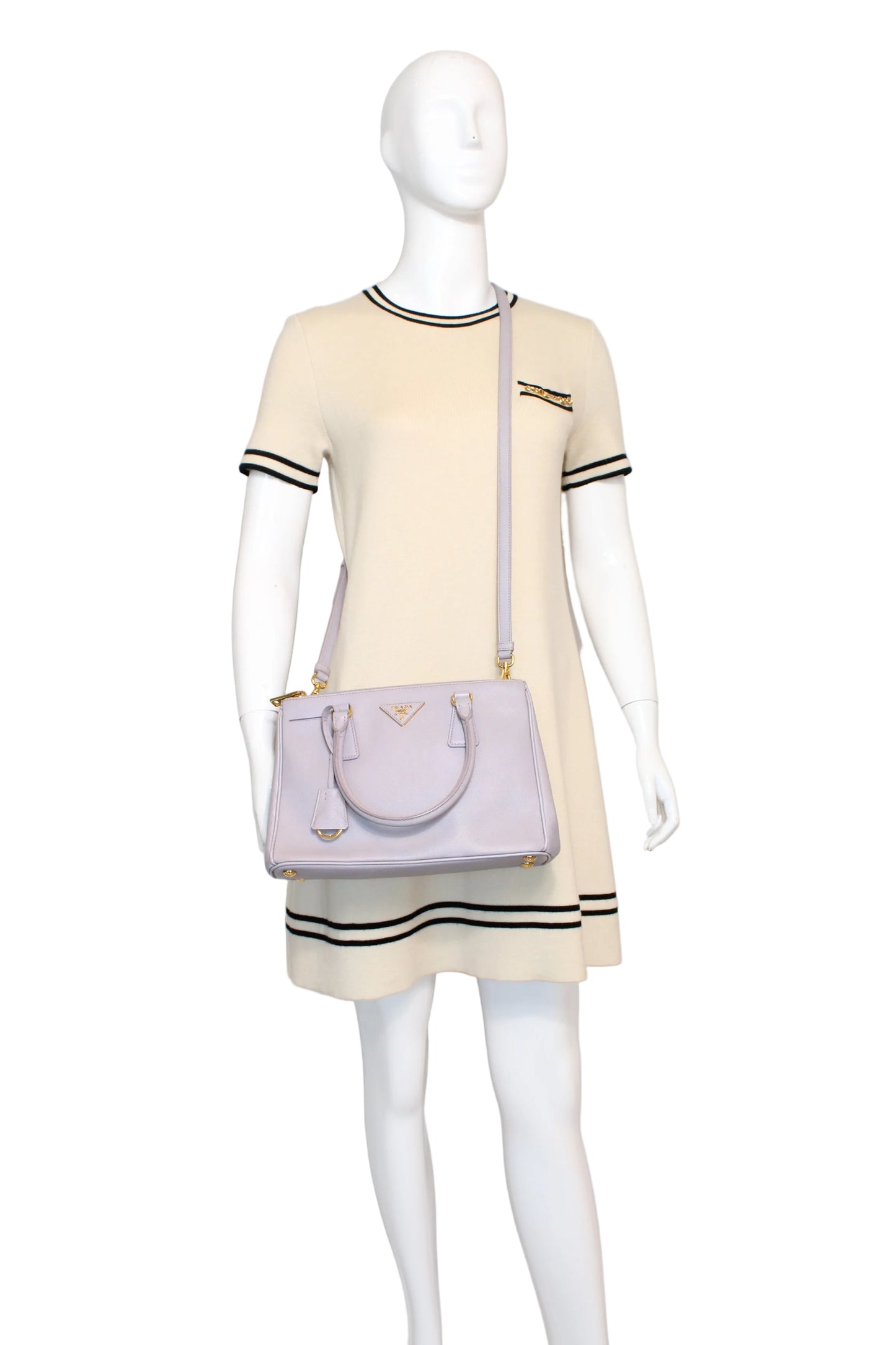 Prada Galleria Saffiano lila
