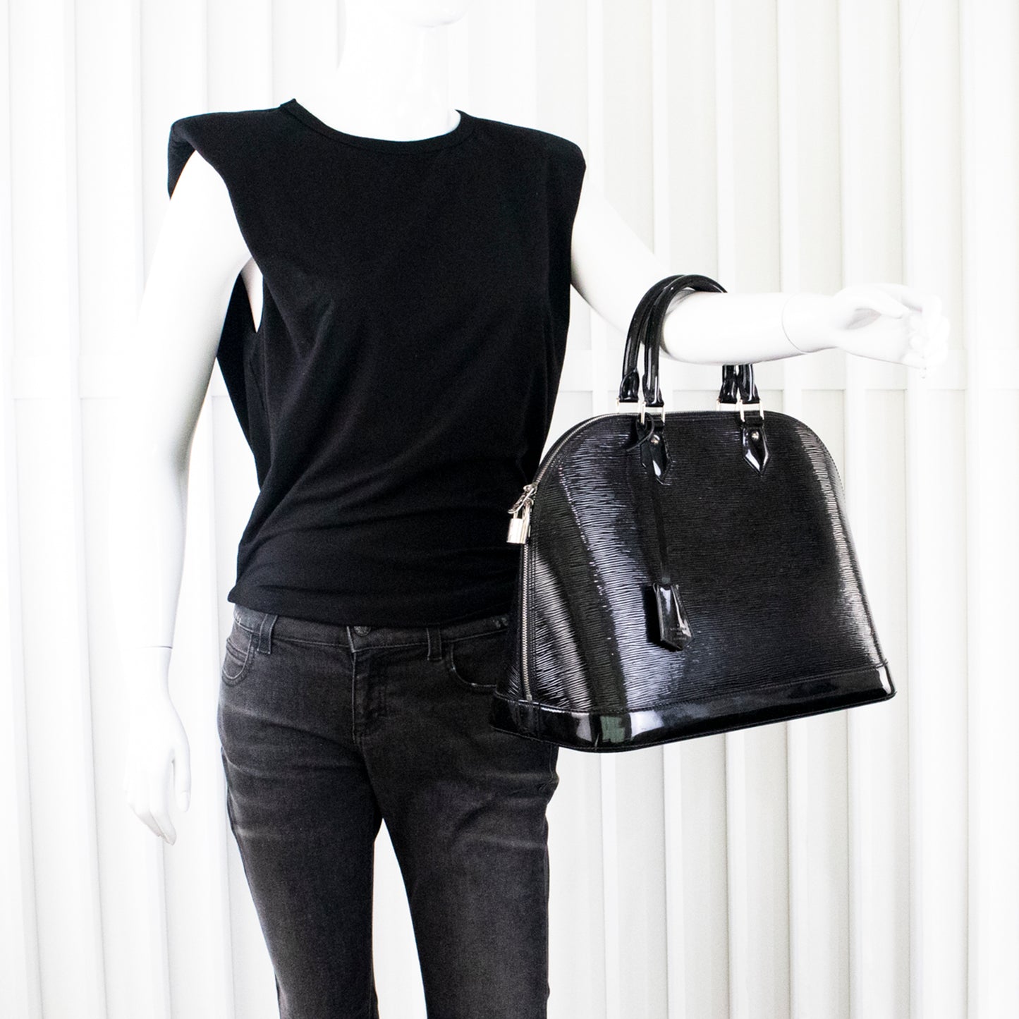 Louis Vuitton Alma Epi Electric Gm