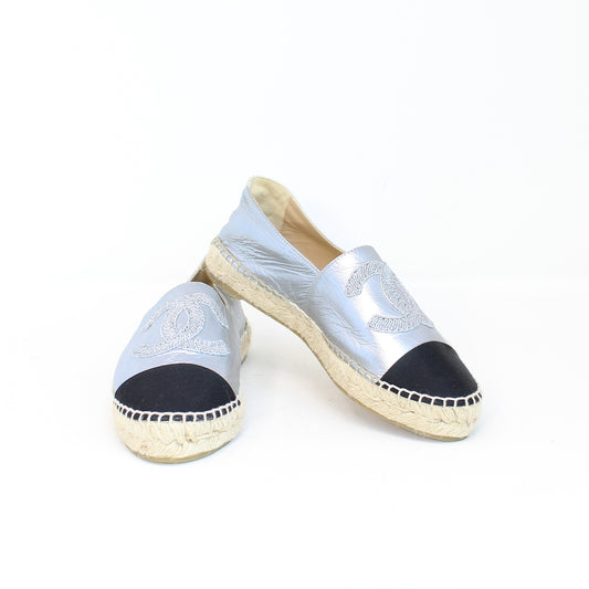 Chanel Silver Espadrilles Talla 37