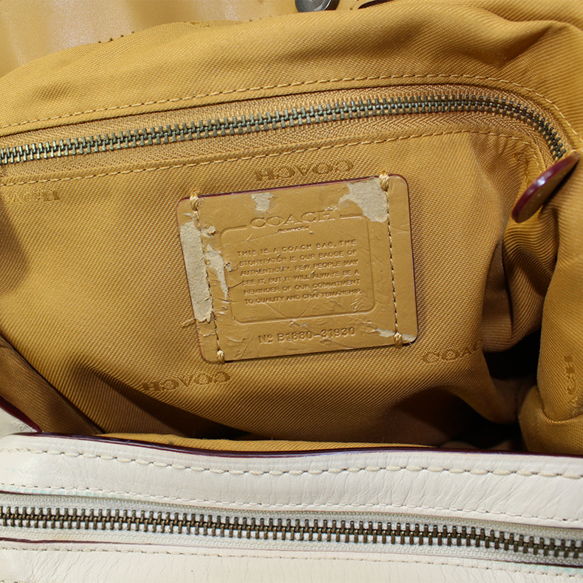 Coach leather shoulder bag