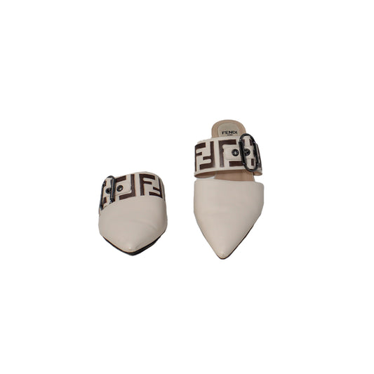 Fendi Leather flats talla 37
