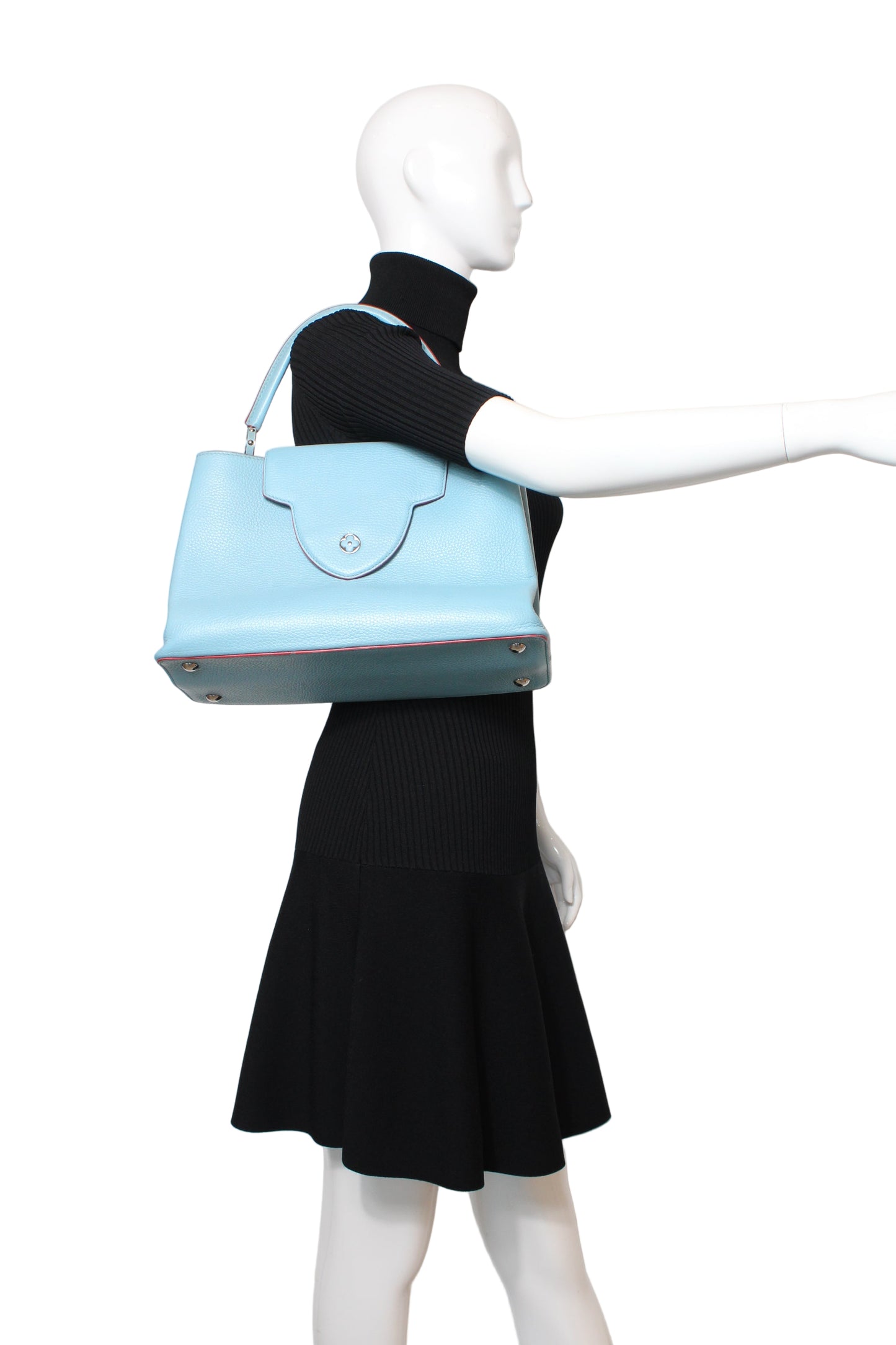 Louis Vuitton Capucines MM