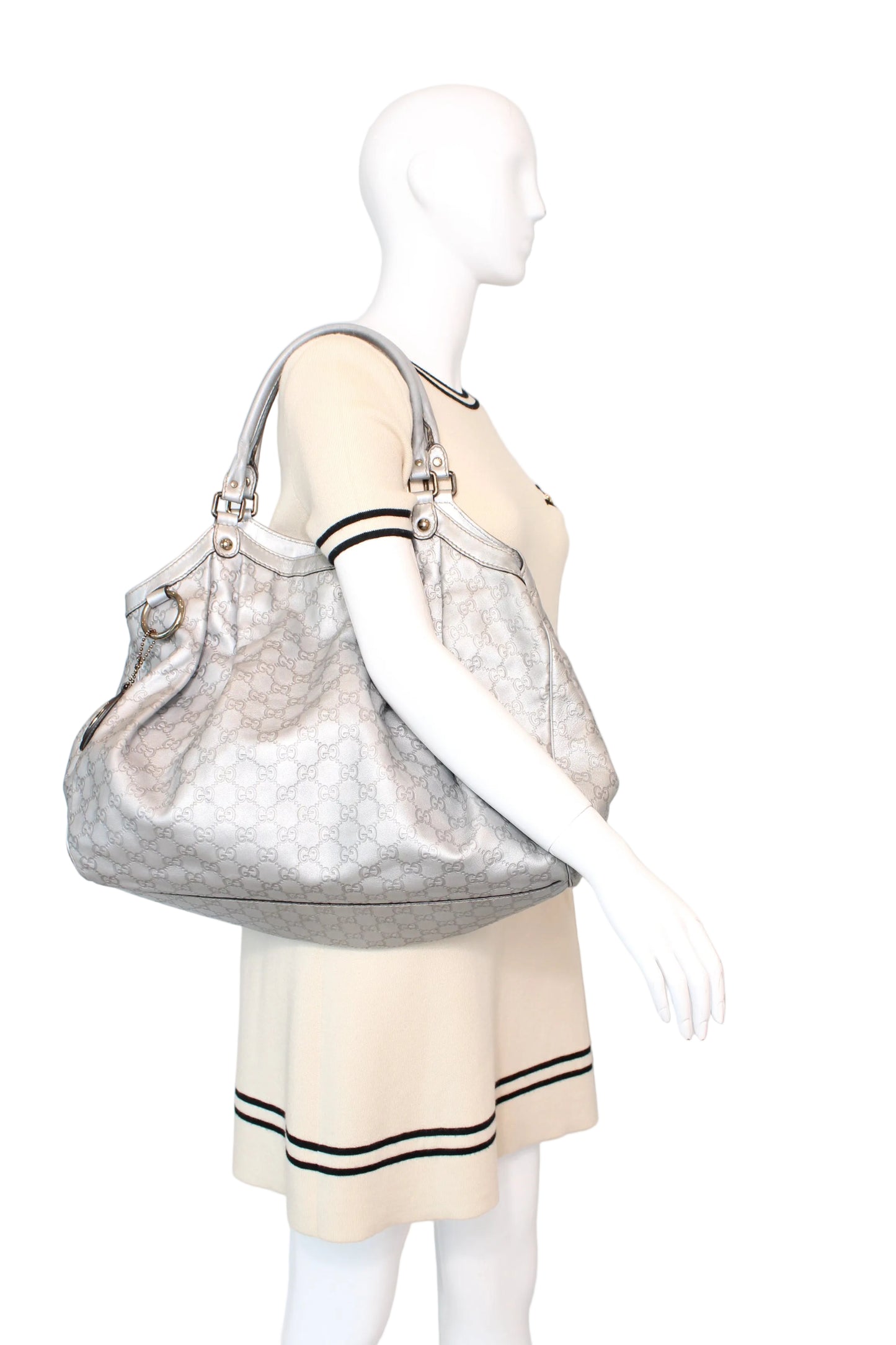 Gucci GG Signature Sukey large
