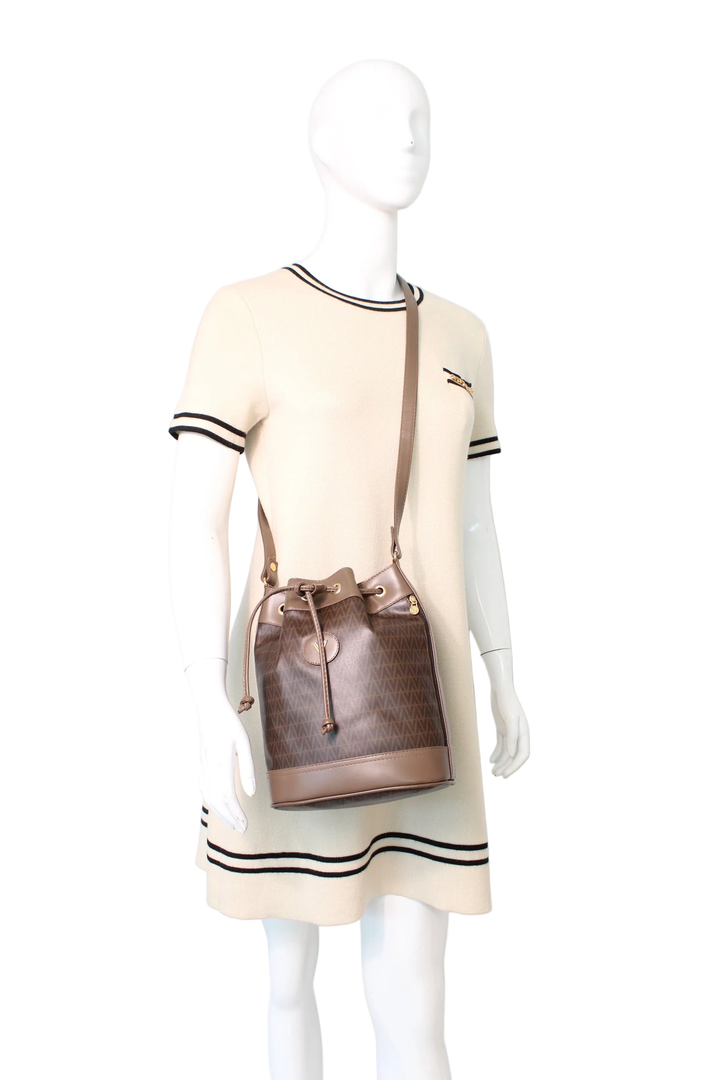 Mario Valentino Bucket
