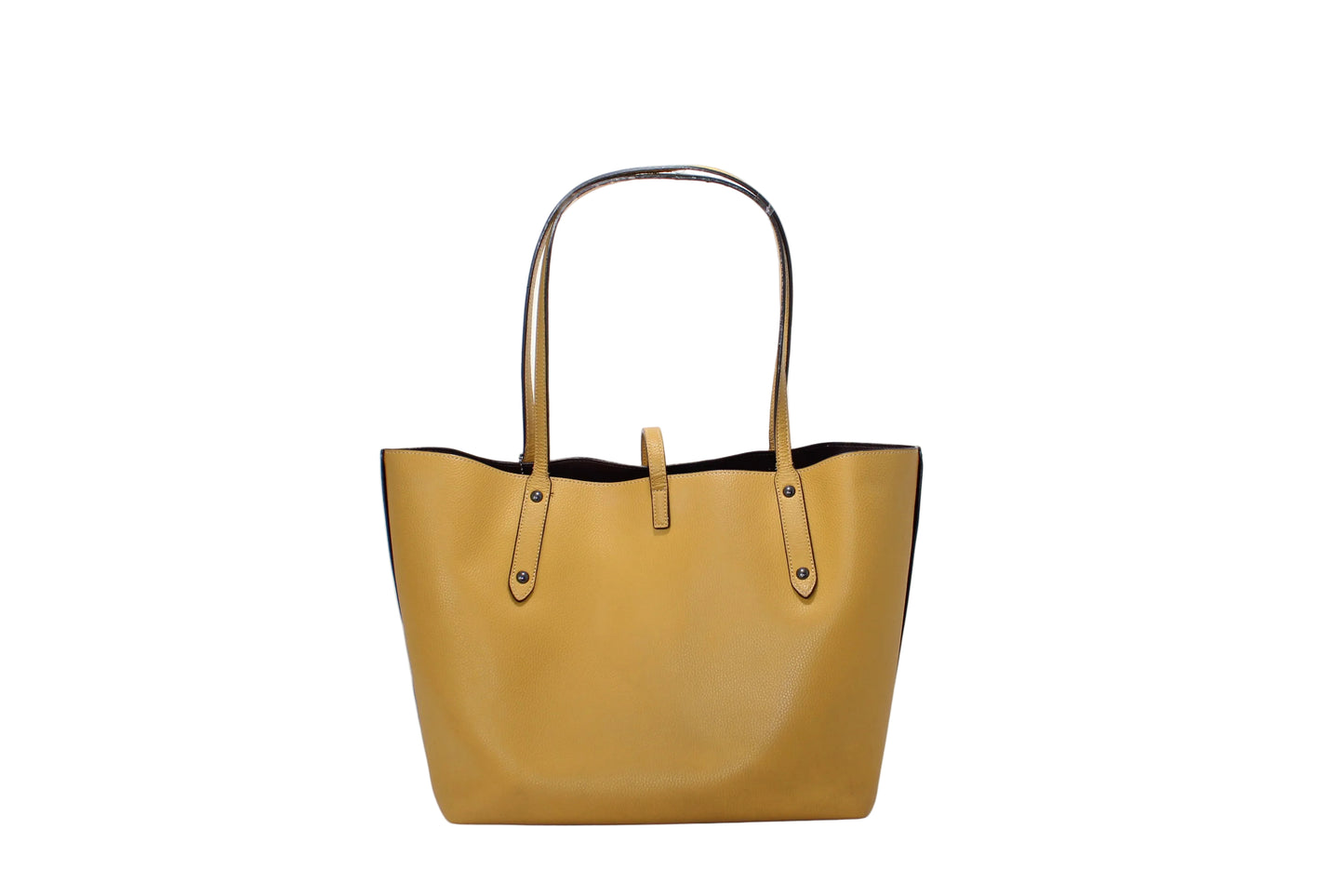 Coach Pebbled leather                                    