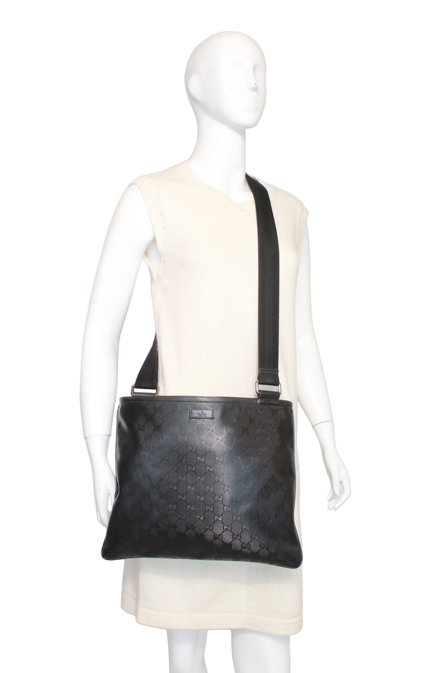 Gucci Messenger bag    